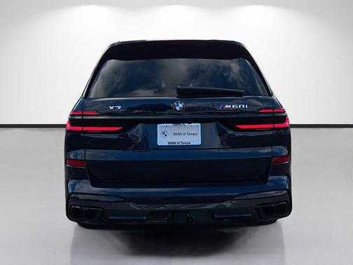 2026 BMW X7 M60i