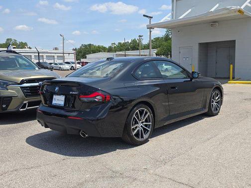 2024 BMW 230 i