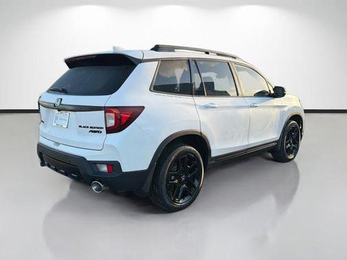 2025 Honda Passport AWD Black