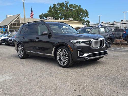 2022 BMW X7 xDrive40i