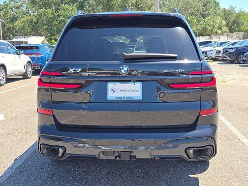 2026 BMW X7 xDrive40i