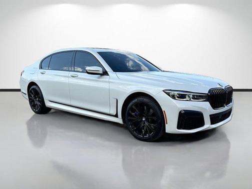2022 BMW 750 i xDrive