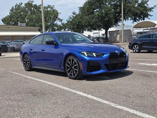 2025 BMW M440 i