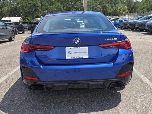 2025 BMW M440 i
