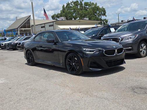 2024 BMW 230 i
