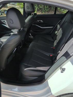 2023 BMW 330 330i
