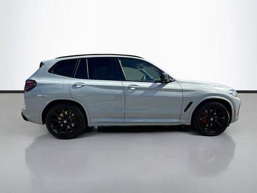 2023 BMW X3 M40i