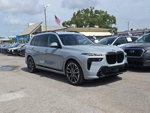 2026 BMW X7 xDrive40i
