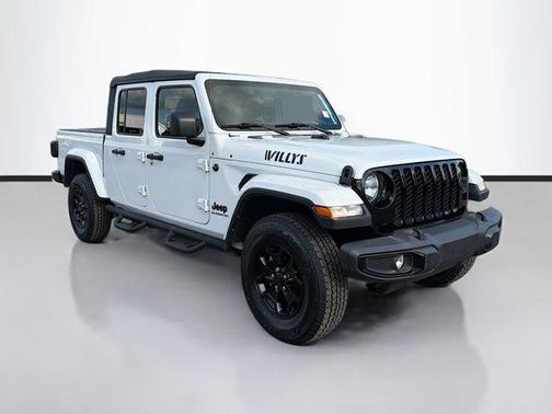 2022 Jeep Gladiator Sport