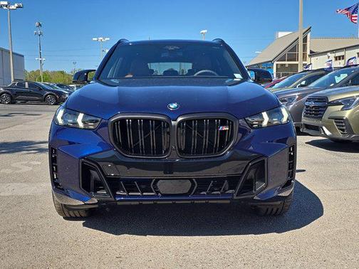 2025 BMW X5 M60i