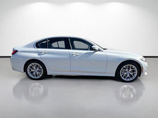 2026 BMW 330 xDrive NA