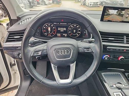 2019 Audi Q7 55 Premium Plus