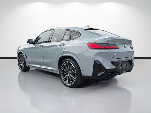 2023 BMW X4 M40i