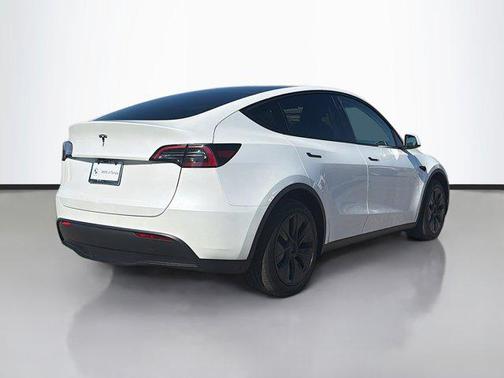 2025 Tesla Model Y Long Range Dual Motor Rear-Wheel Drive