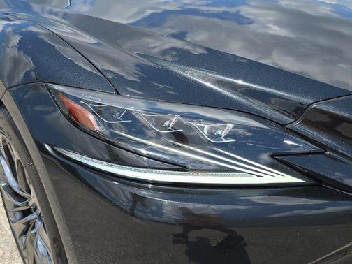 2018 Lexus LS 500 F Sport