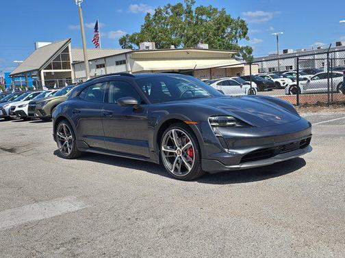 2024 Porsche Taycan Cross Turismo 4S