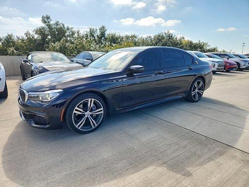 2019 BMW 740 740i