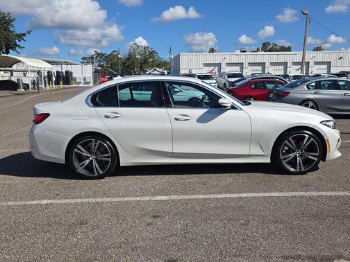 2024 BMW 330 i
