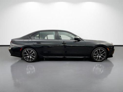 2026 BMW 740 xDrive