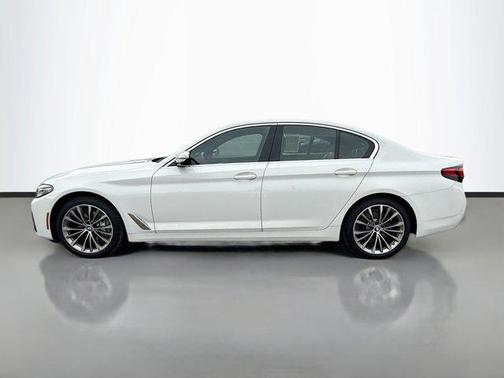2022 BMW 540 i