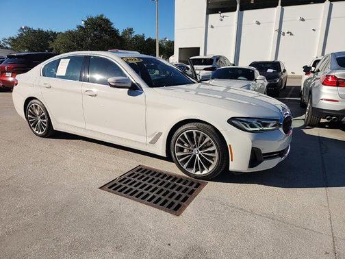 2022 BMW 540 i