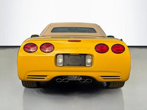 2003 Chevrolet Corvette Base