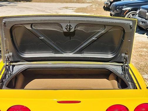 2003 Chevrolet Corvette Base