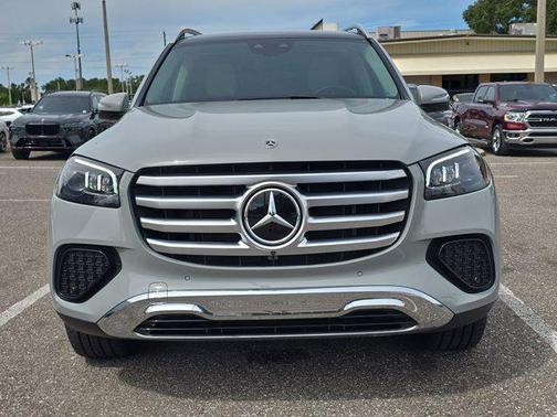 2024 Mercedes-Benz GLS 450 4MATIC