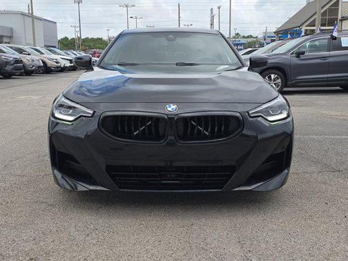 2023 BMW 230 i