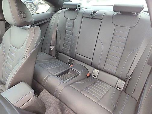 Melbourne Red Metallic 2024 BMW M240 i