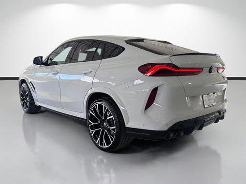Alpine White 2026 BMW X6 M Competition