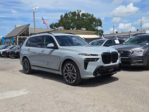 2026 BMW X7 xDrive40i