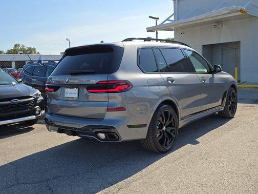 2026 BMW X7 xDrive40i