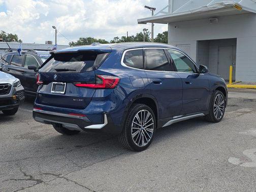 2025 BMW X1 xDrive28i