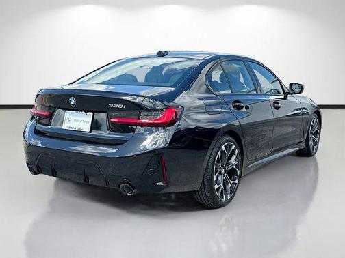 Black Sapphire Metallic 2026 BMW 330 330i