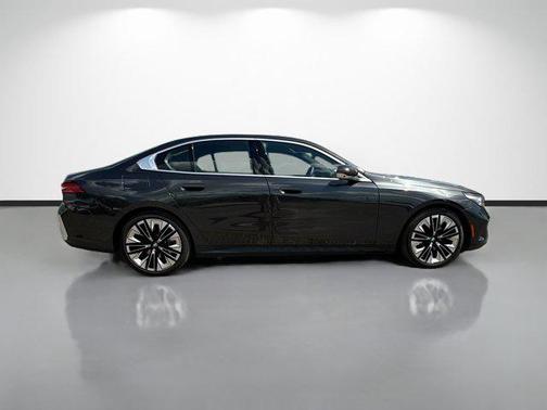 2025 BMW 540 xDrive