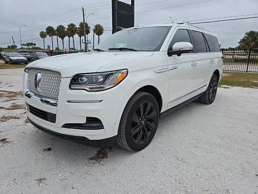 2022 Lincoln Navigator Reserve