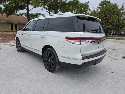 2022 Lincoln Navigator Reserve