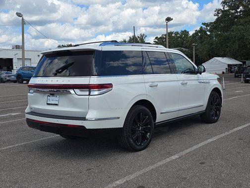 2022 Lincoln Navigator Reserve