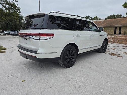 2022 Lincoln Navigator Reserve