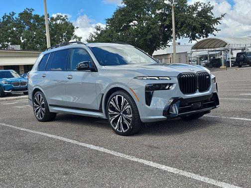 2026 BMW X7 M60i