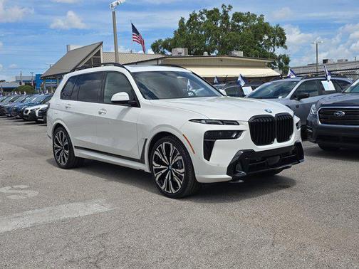 2026 BMW X7 xDrive40i