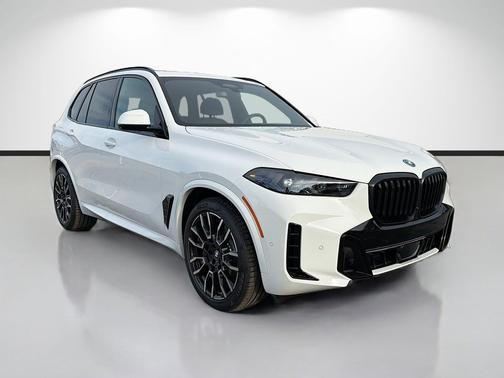 Alpine White 2026 BMW X5 PHEV xDrive50e
