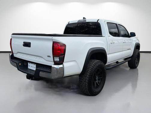 Super White 2019 Toyota Tacoma SR5