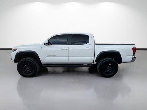 Super White 2019 Toyota Tacoma SR5