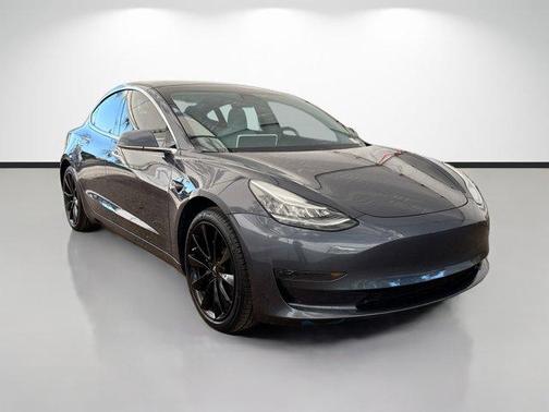 2020 Tesla Model 3 Standard Range Plus