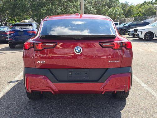 2025 BMW X2 xDrive28i