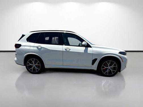 Alpine White 2026 BMW X5 PHEV xDrive50e