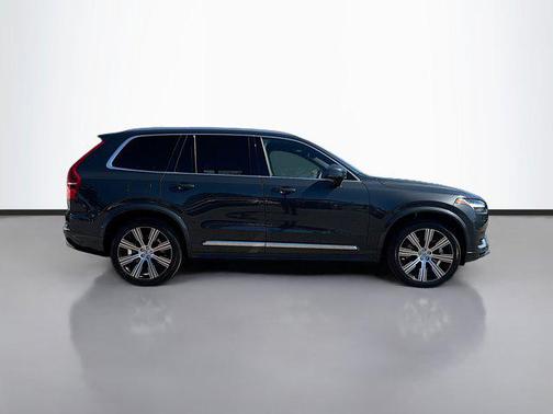 2022 Volvo XC90 Recharge Plug-In Hybrid T8 Inscription Expression 6 Passenger
