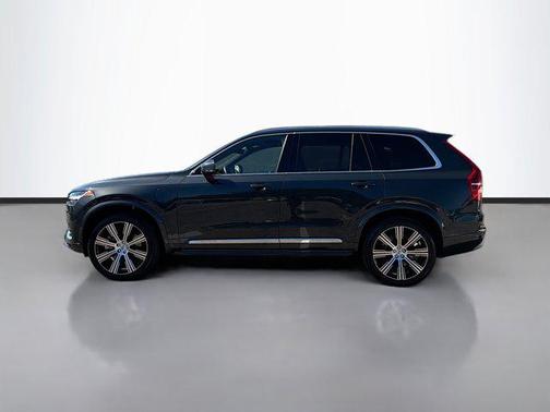 2022 Volvo XC90 Recharge Plug-In Hybrid T8 Inscription Expression 6 Passenger
